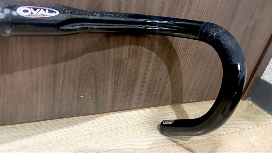 FUJI/OVAL純正【カーボンCarbonドロップハンドル】鬼軽な重量220g