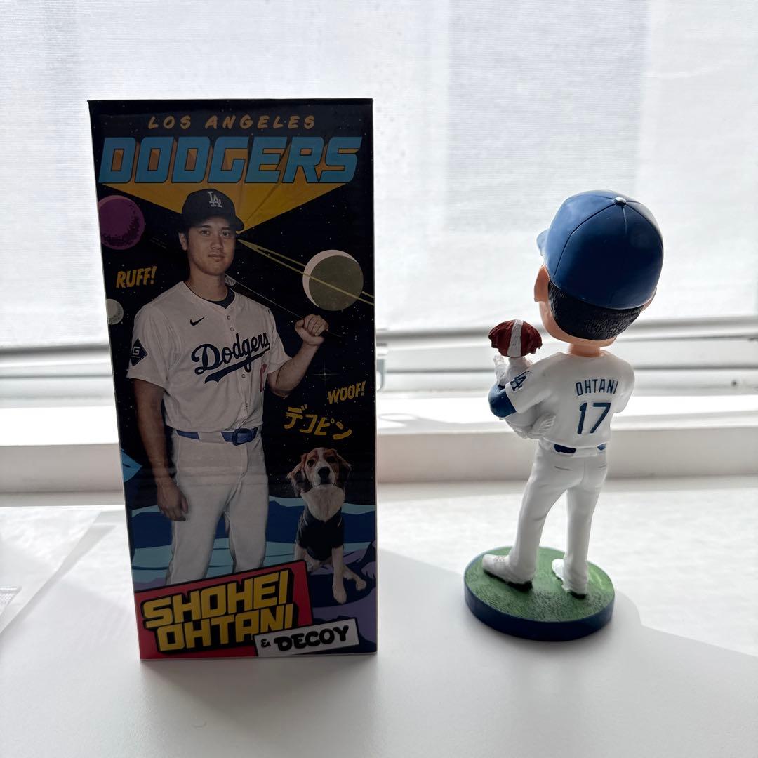 大谷翔平　ドジャーススタジアム来場者限定　ボブルヘッド　デコピン