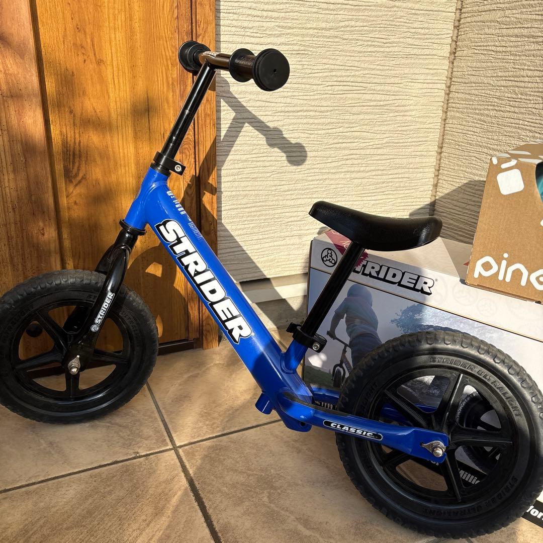 STRIDER バランスバイク 青 + pine ヘルメット（ヘルメットのみ新品