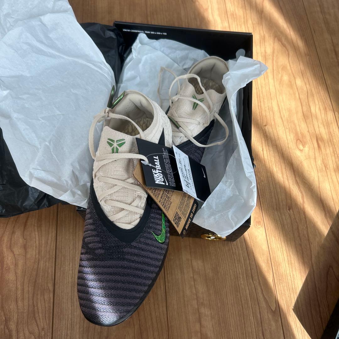 Nike Kobe サッカーシューズ