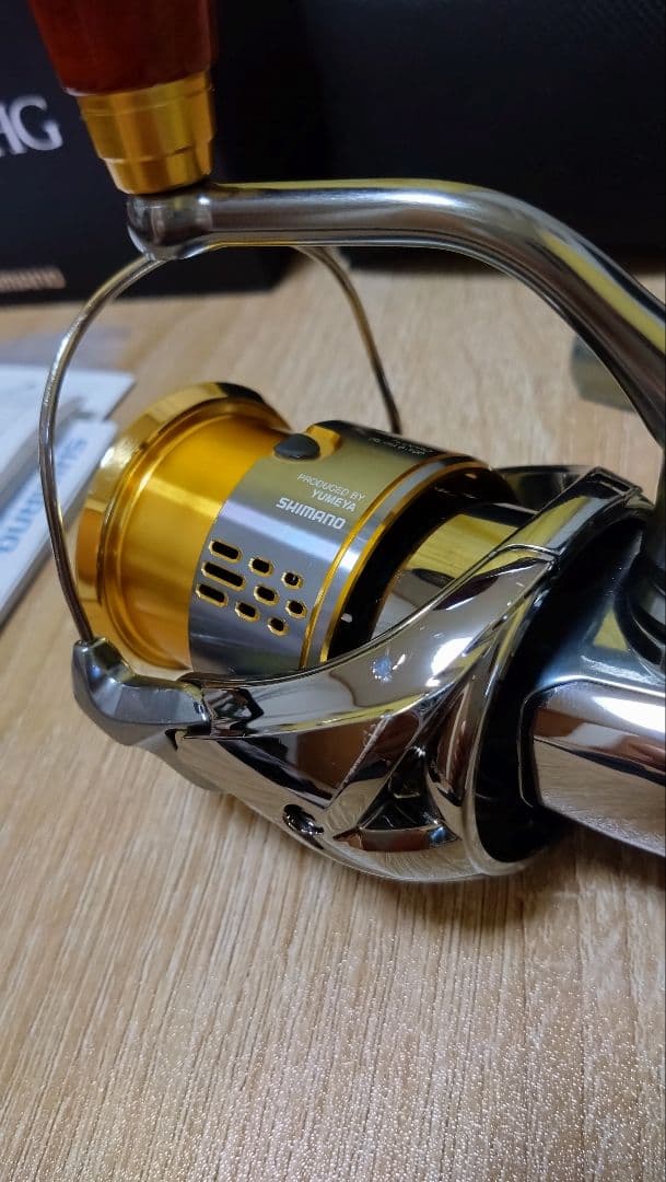 SHIMANO 18ステラ 2500SHG