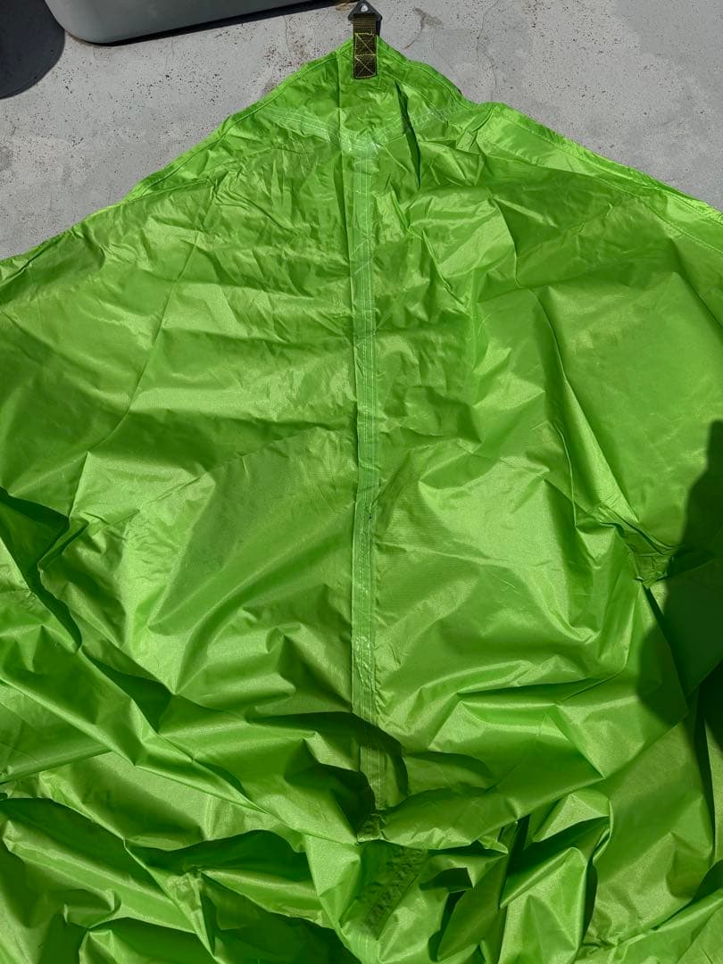 mont-bell MINI TARP HEXAGON 緑　ポール付き