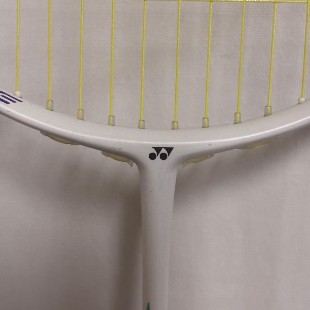 バトミントンラケット YONEX nanoflare300