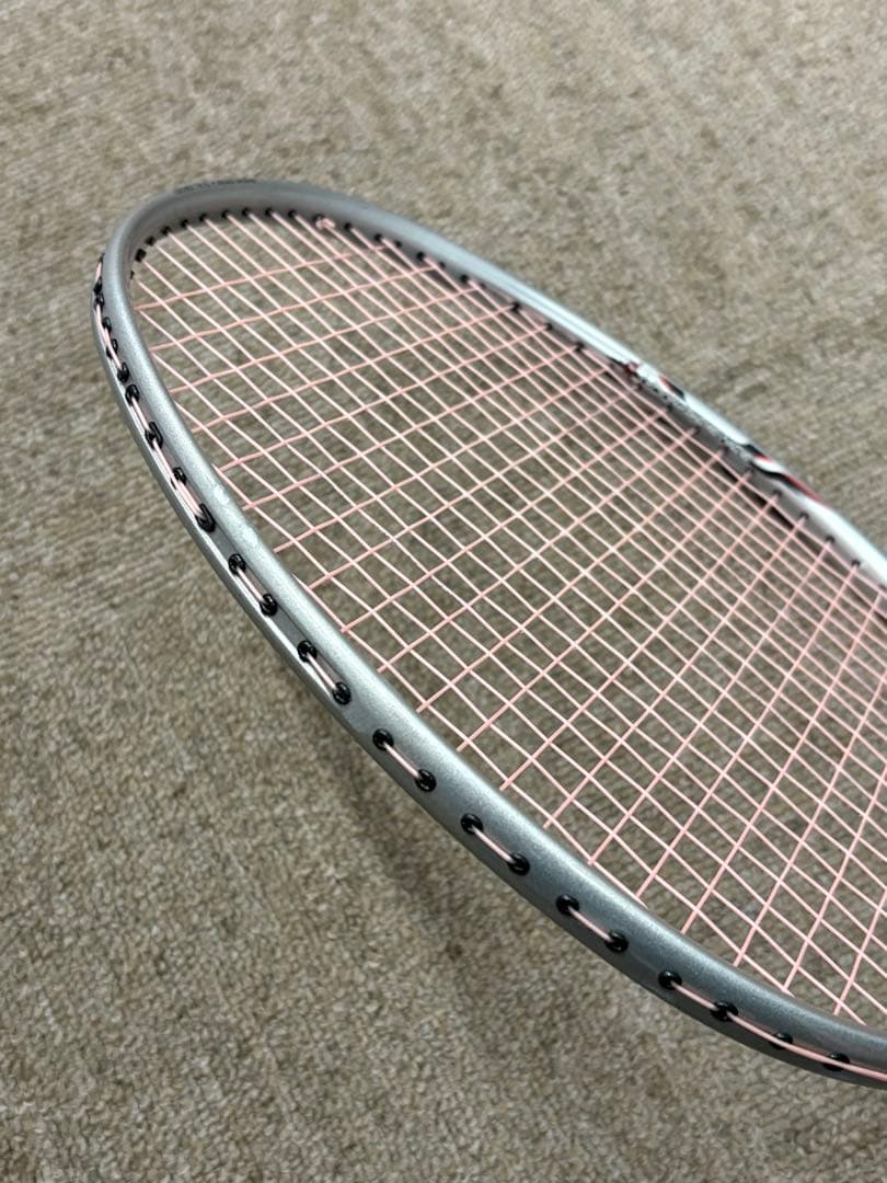 美品 ヨネックス YONEX NANOSPEED 7000 バトミントンラケット