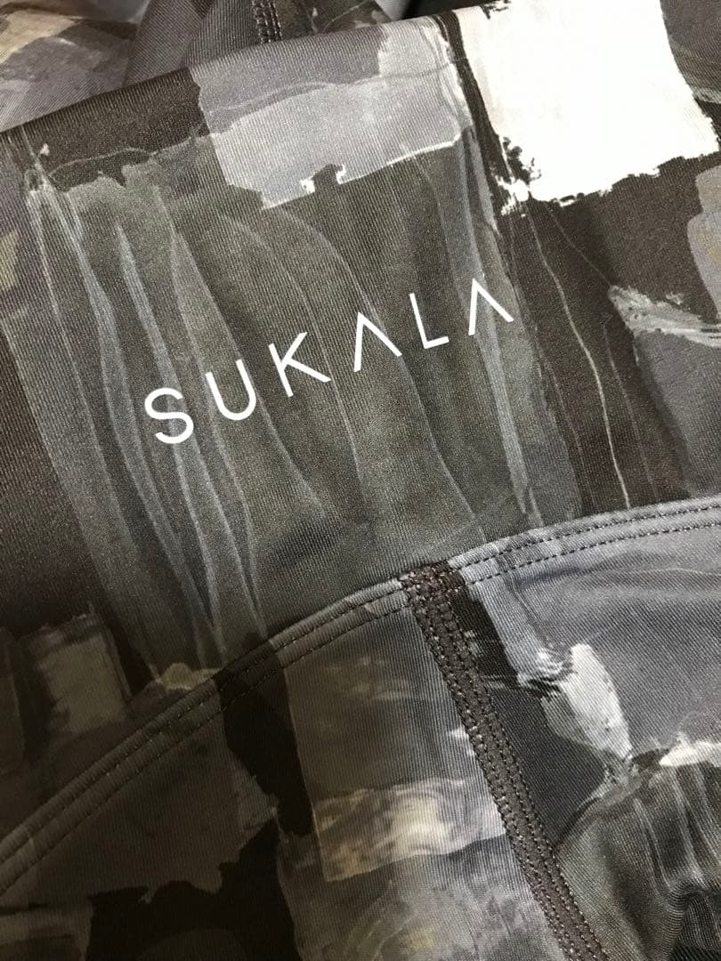 未着用　SUKALA ミックスプリントレギンス Mサイズ
