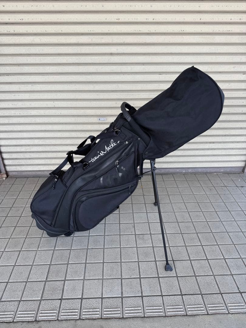 トラビスマシュー　キャディバッグ