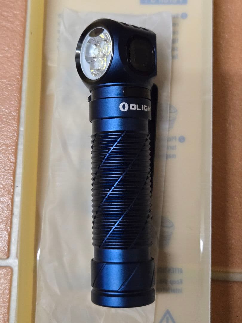 OLIGHT Perun 3 ミッドナイトブルー