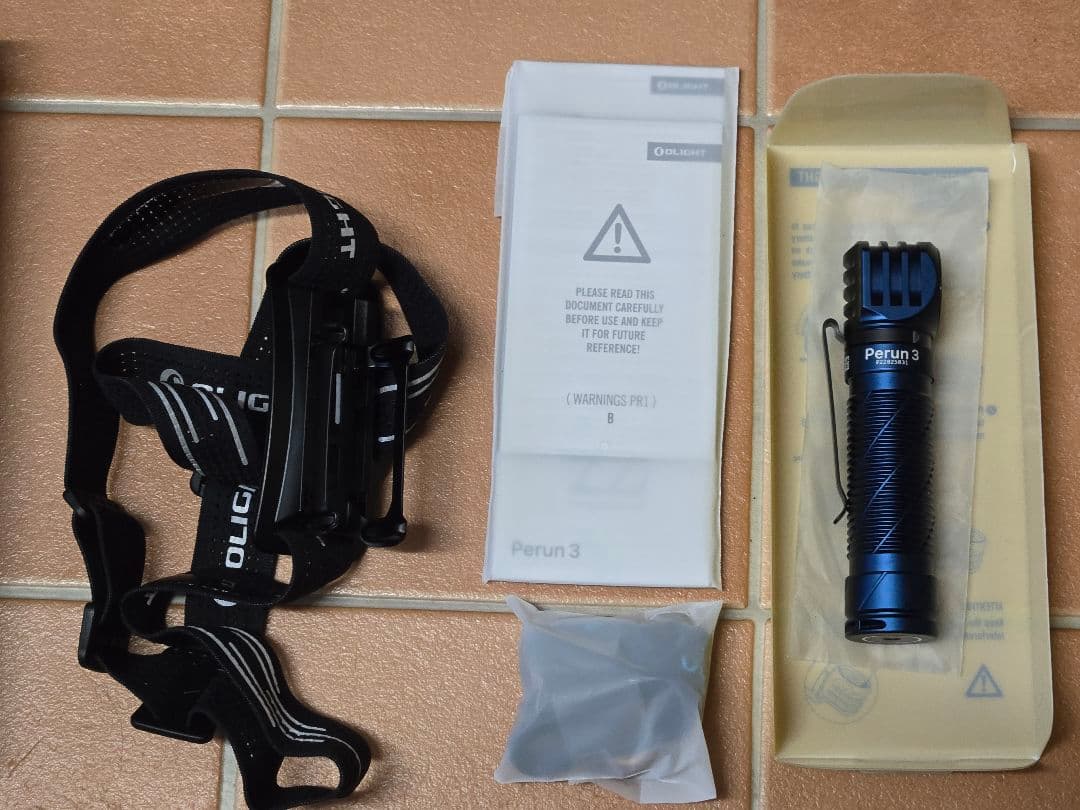 OLIGHT Perun 3 ミッドナイトブルー