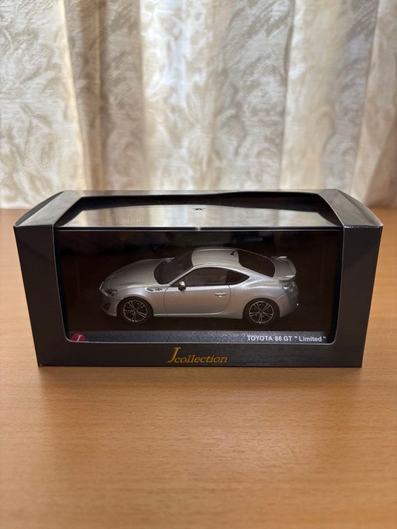 KOSHO1/43ミニカーTOYOTA 86 GT Limited シルバーM