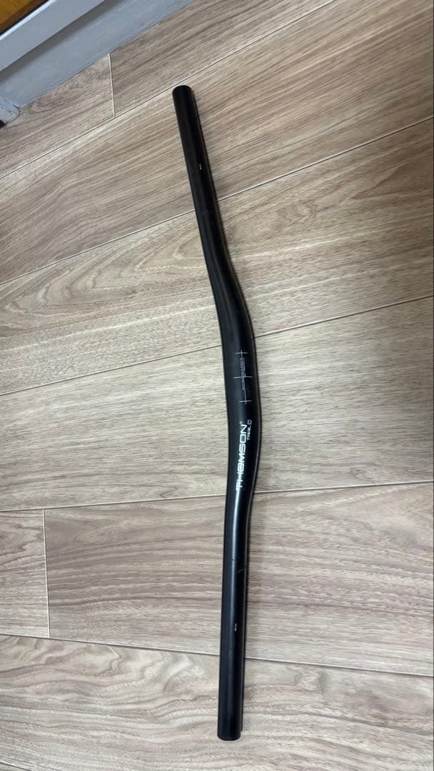 THOMSON CARBON RISER BAR カーボンライザーバー　31.8