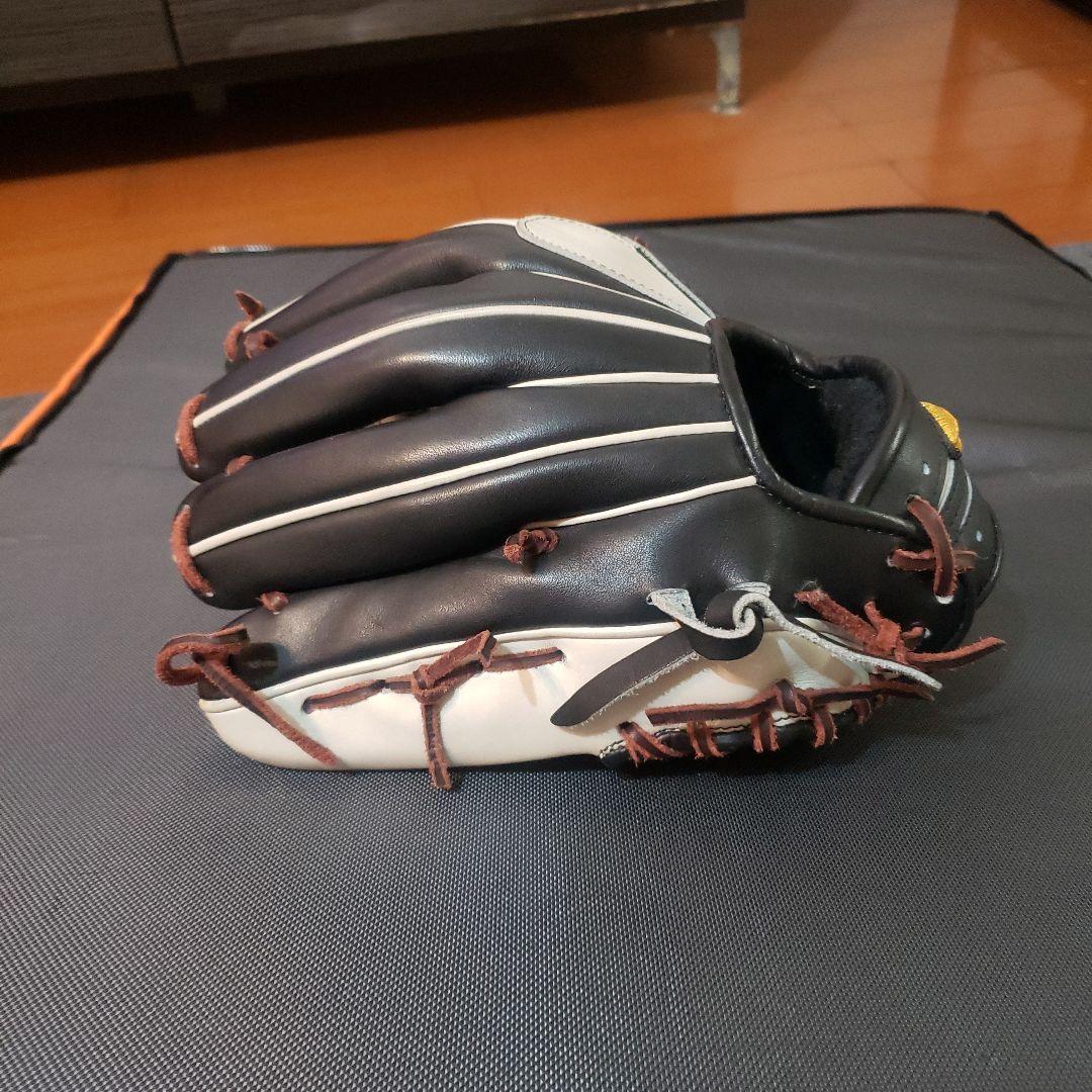 Mizuno Pro 軟式オーダーグローブ 黒/白