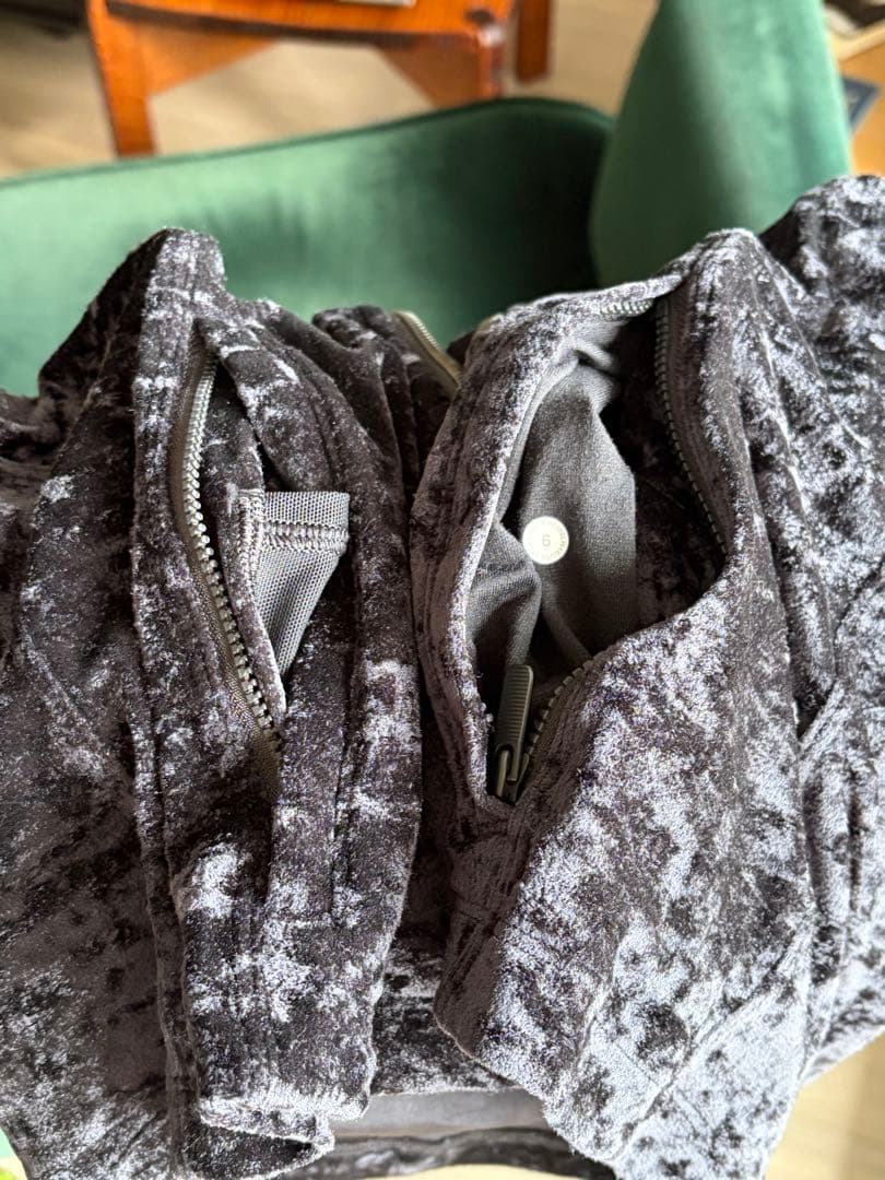 ルルレモンセットアップ　ヨガスタジオ