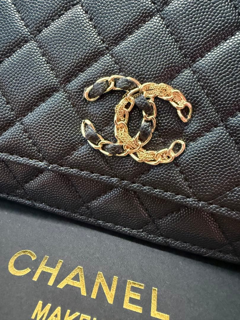 CHANELノベルティブラックレザー クラッチバッグ