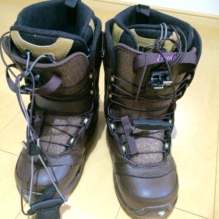 スノボーレディースウェア、パンツ、ブーツ、バック
