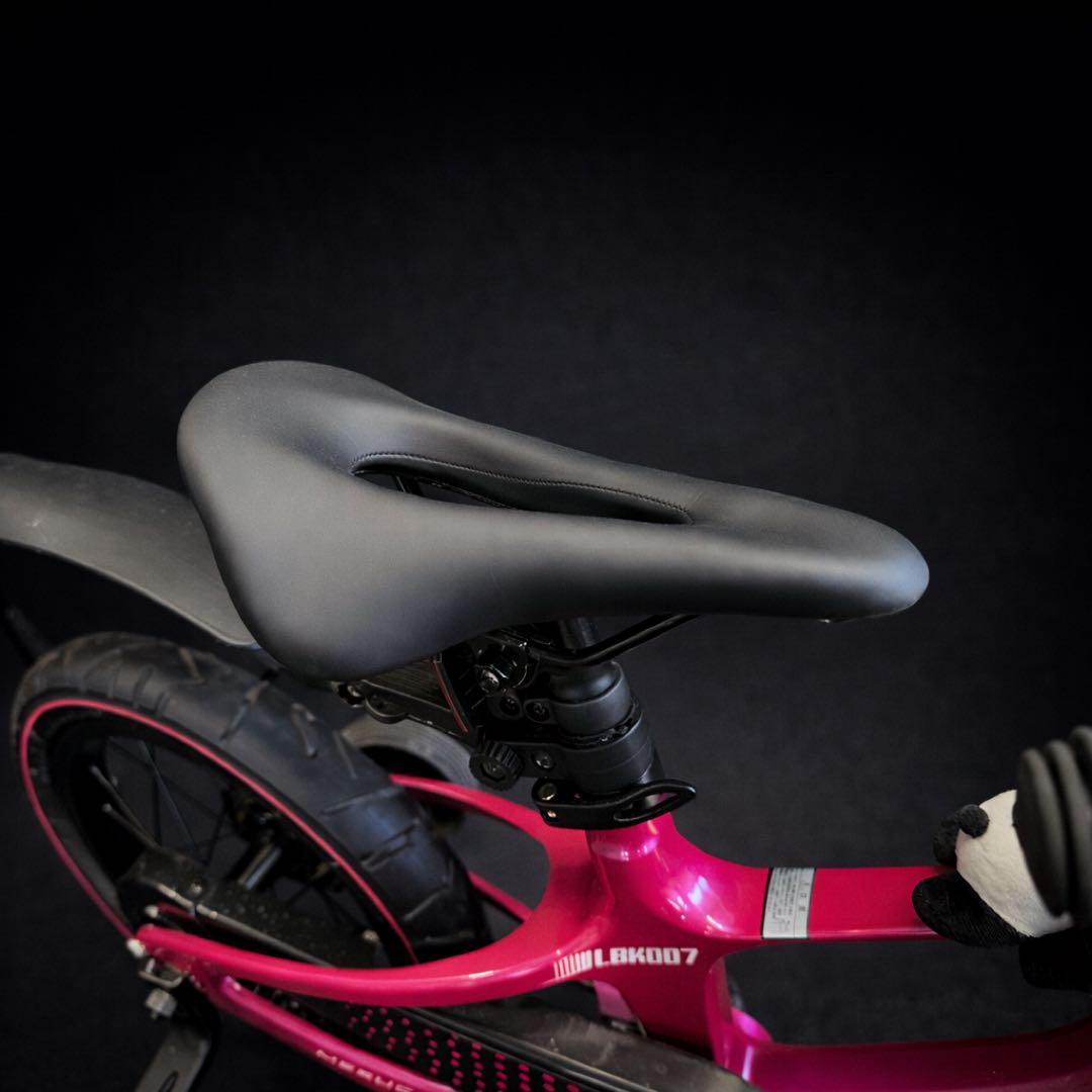 ランボルギーニ 子供用自転車 14インチ 補助輪付き 美品 ピンク キッズバイク