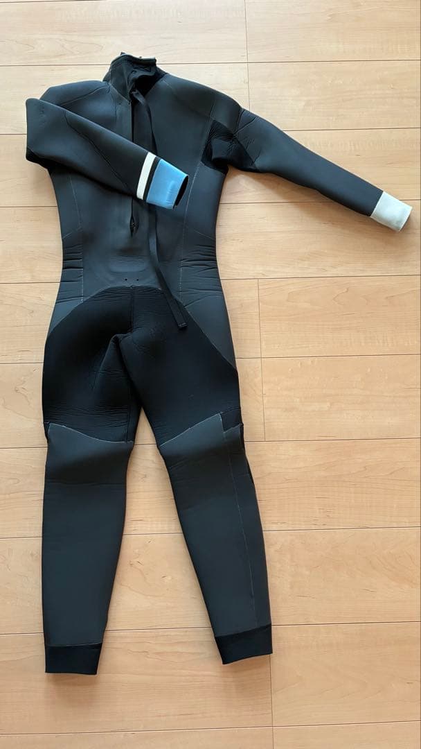 フェロージュニアウェットスーツ 膝パッド付き 140サイズ