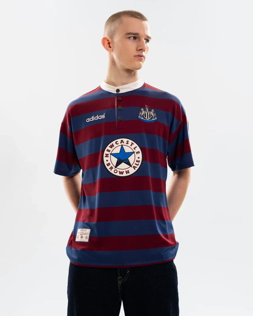 ニューカッスル　復刻　ユニフォーム　adidas Tシャツ　ゴードン　古着