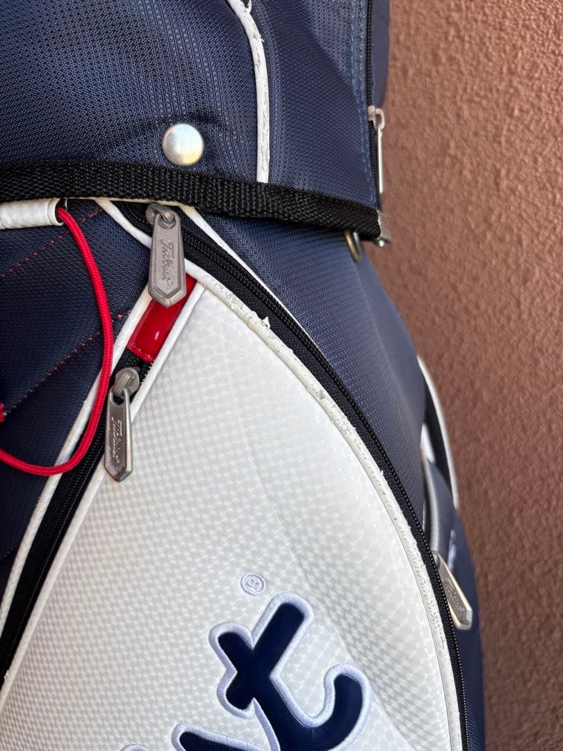 Titleist タイトリスト　ゴルフキャディバッグ ネイビー・ホワイト