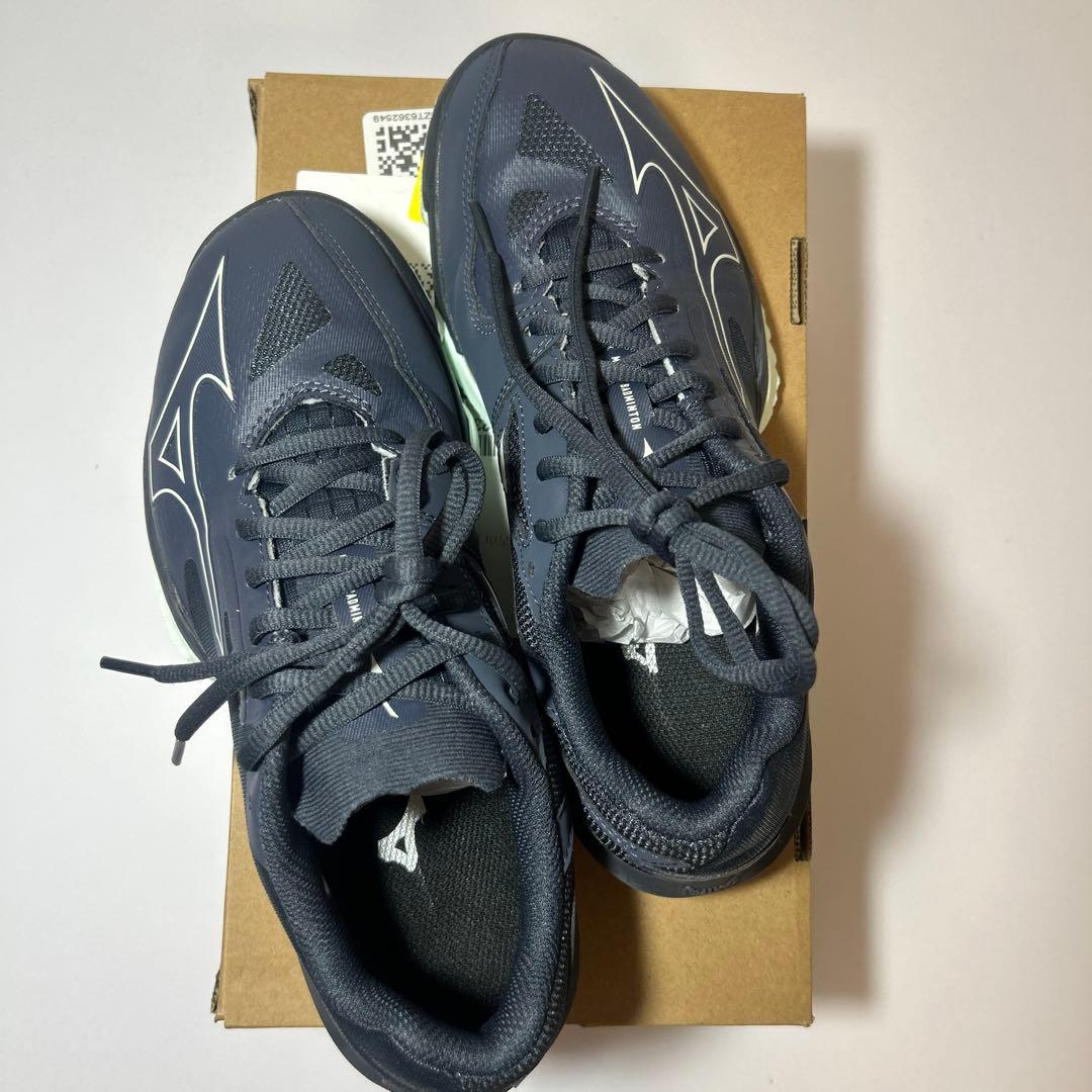 Mizuno バドミントンシューズ 黒　ウェーブクロー　ミズノ　EL2 wide