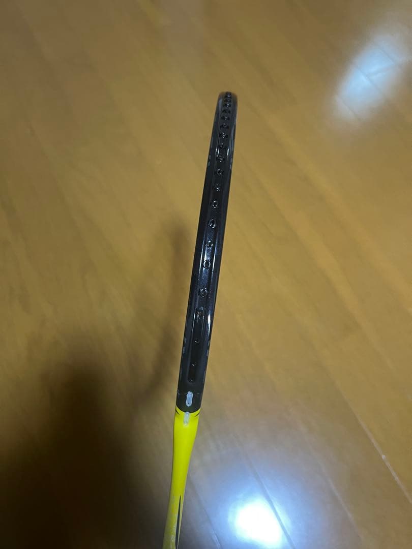 ヨネックス　ナノフレア1000z 4UG6