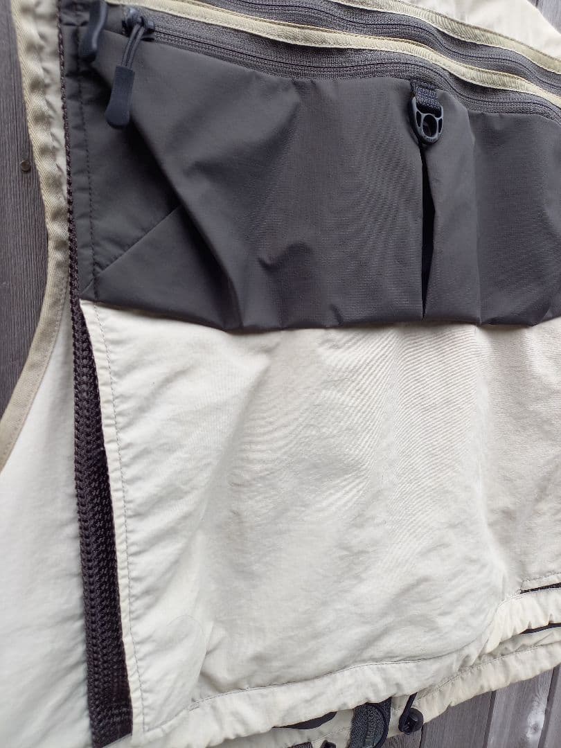 SIMMS シムス　フィッシングベスト L ITOCRAFTワッペン付き
