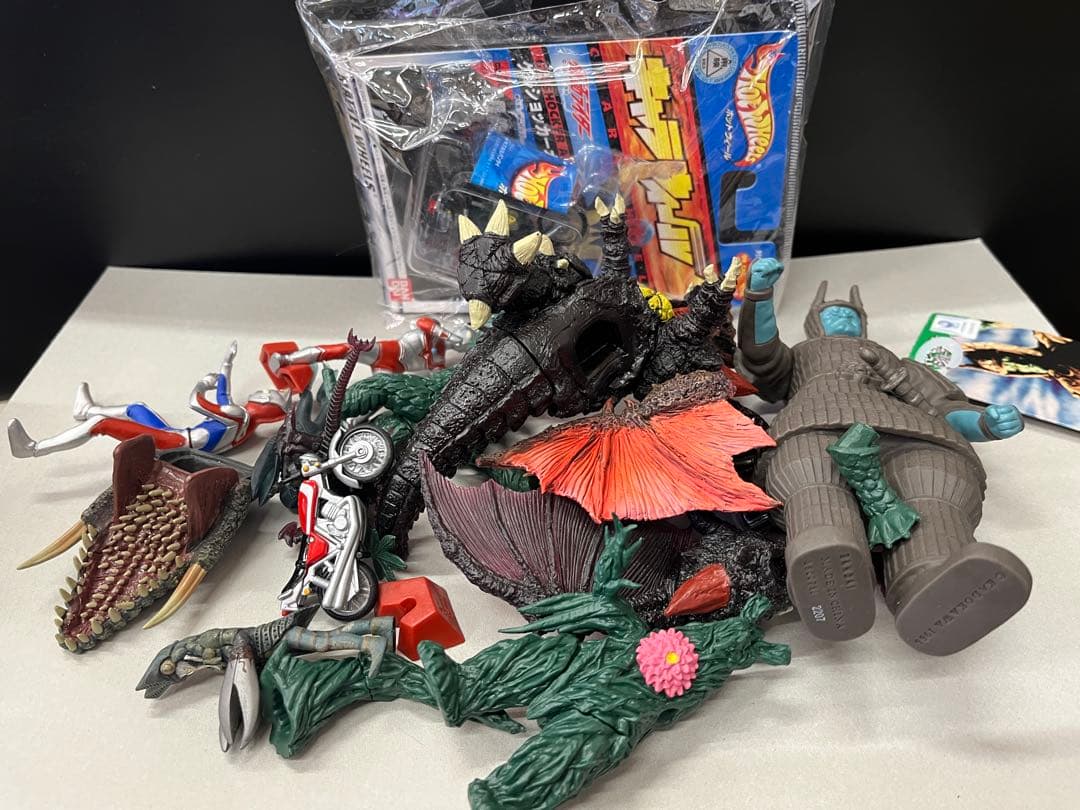 せ*ち様 東宝怪獣コレクション　エヴァンゲリオン　等　フィギュアセット