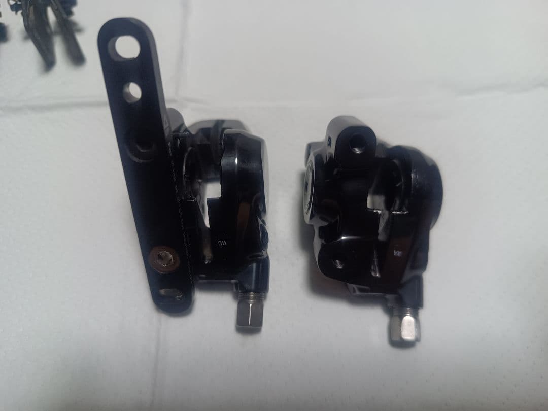 Dura-Ace BR-R9270　油圧ディスクブレーキ前後