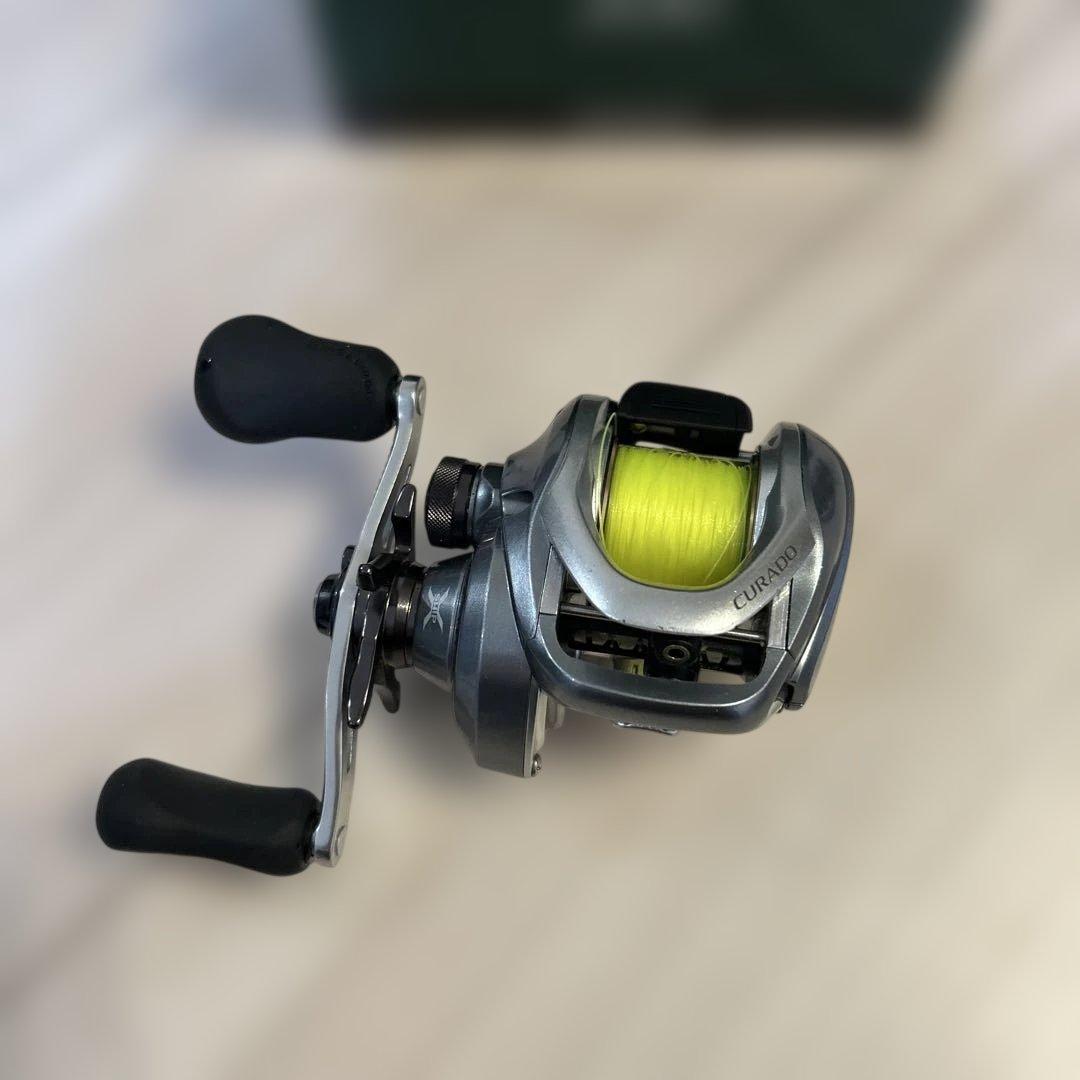 CURADO 200 ベイトリール シルバー