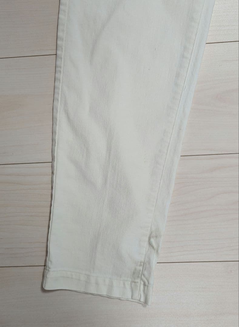 【転居のため値下げ】PEARLY GATES ホワイトパンツ　サイズ4（M）