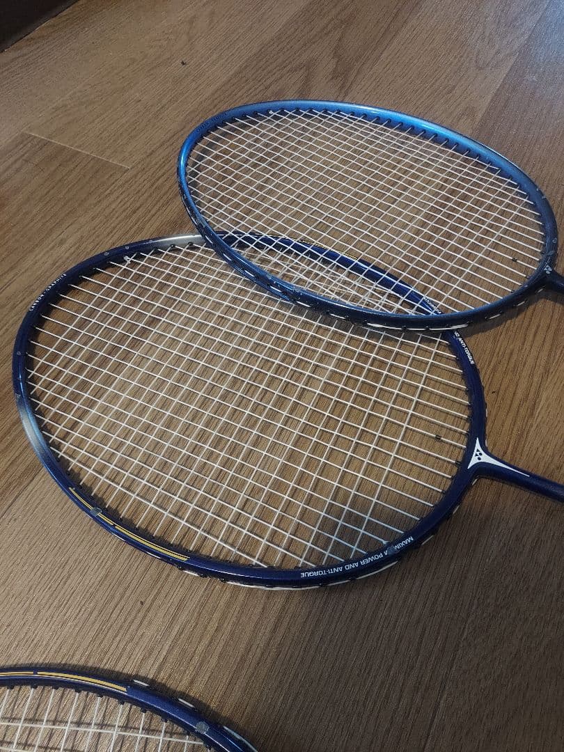 【YONEX】バドミントンラケット　5本セット