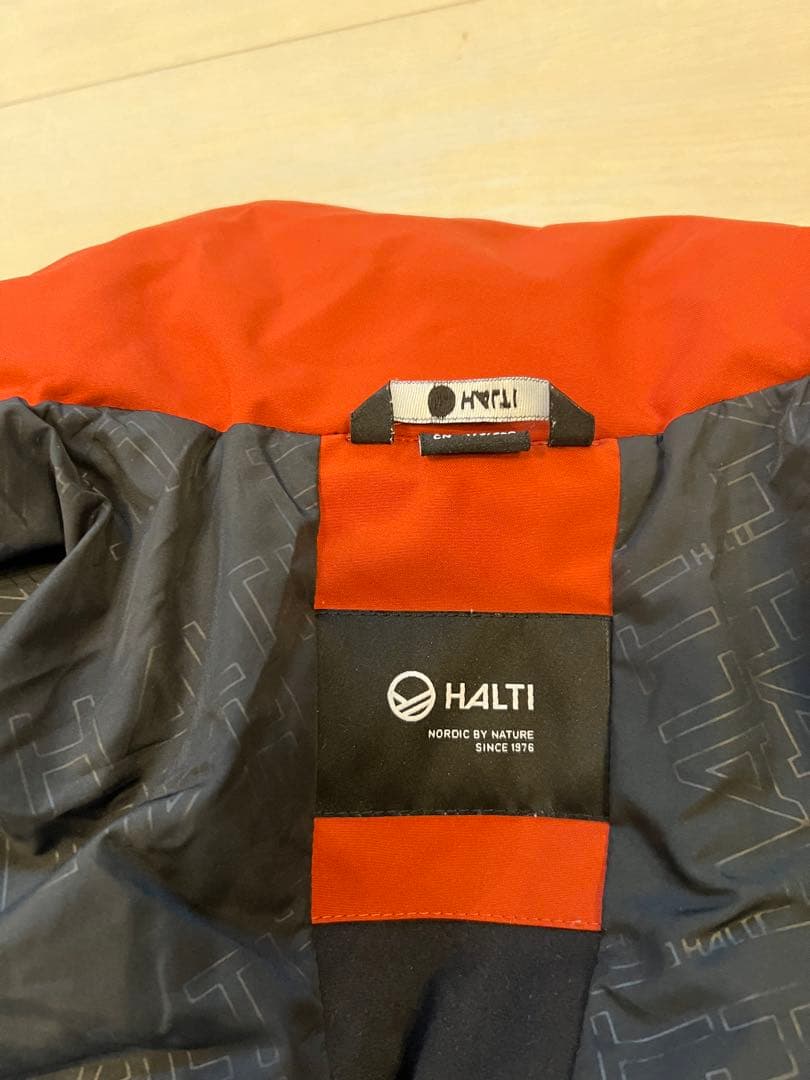 セール‼️HALTIのメンズスキーアウトドアウェア　USのMサイズ