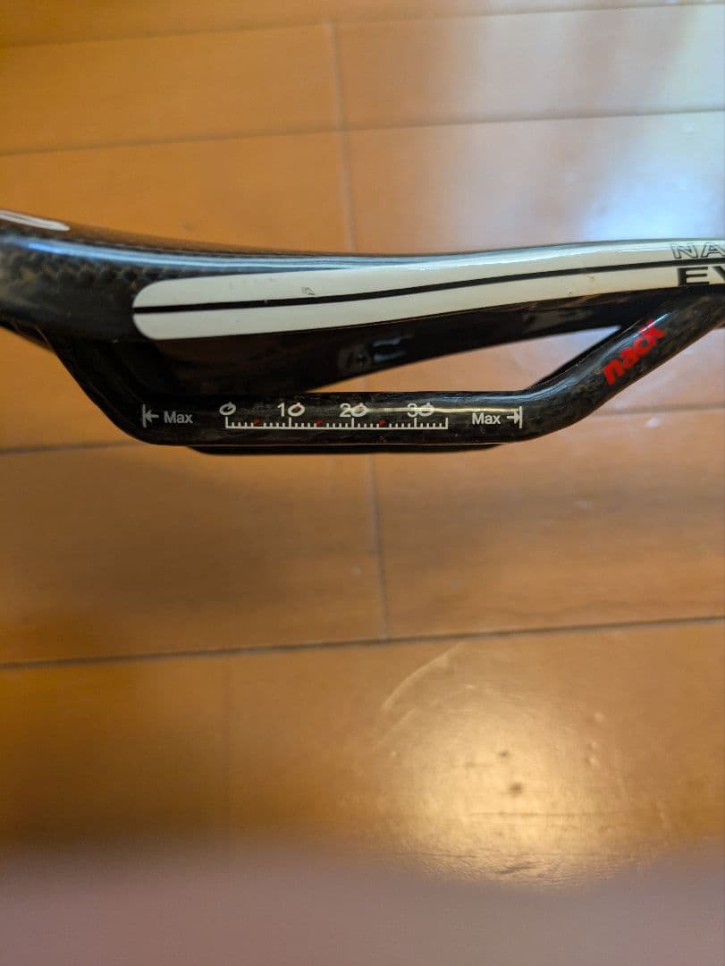 prologo プロロゴ nago evo x10 カーボン サドル