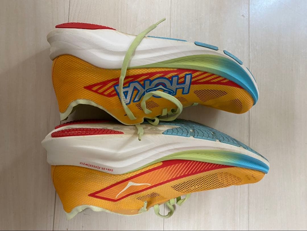 HOKA⭐︎CIELO ROAD☆ランニングシューズ