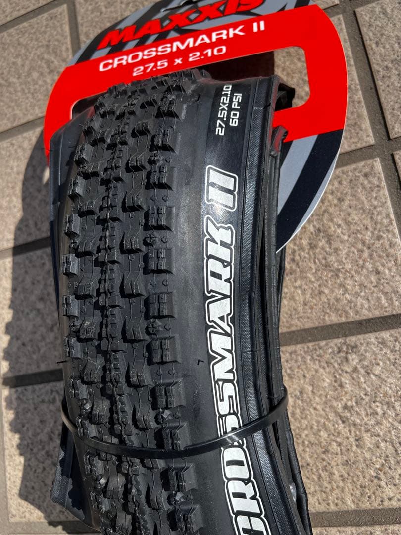 MAXXIS CROSSMARK ll 2.75*2.1チューブ付きセット