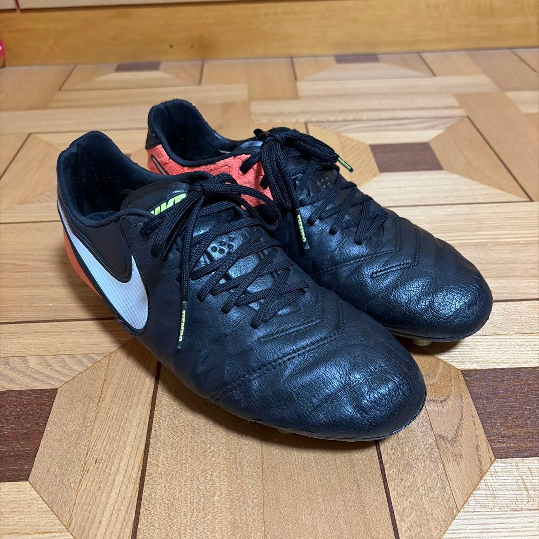 Nike ティエンポレジェンド6