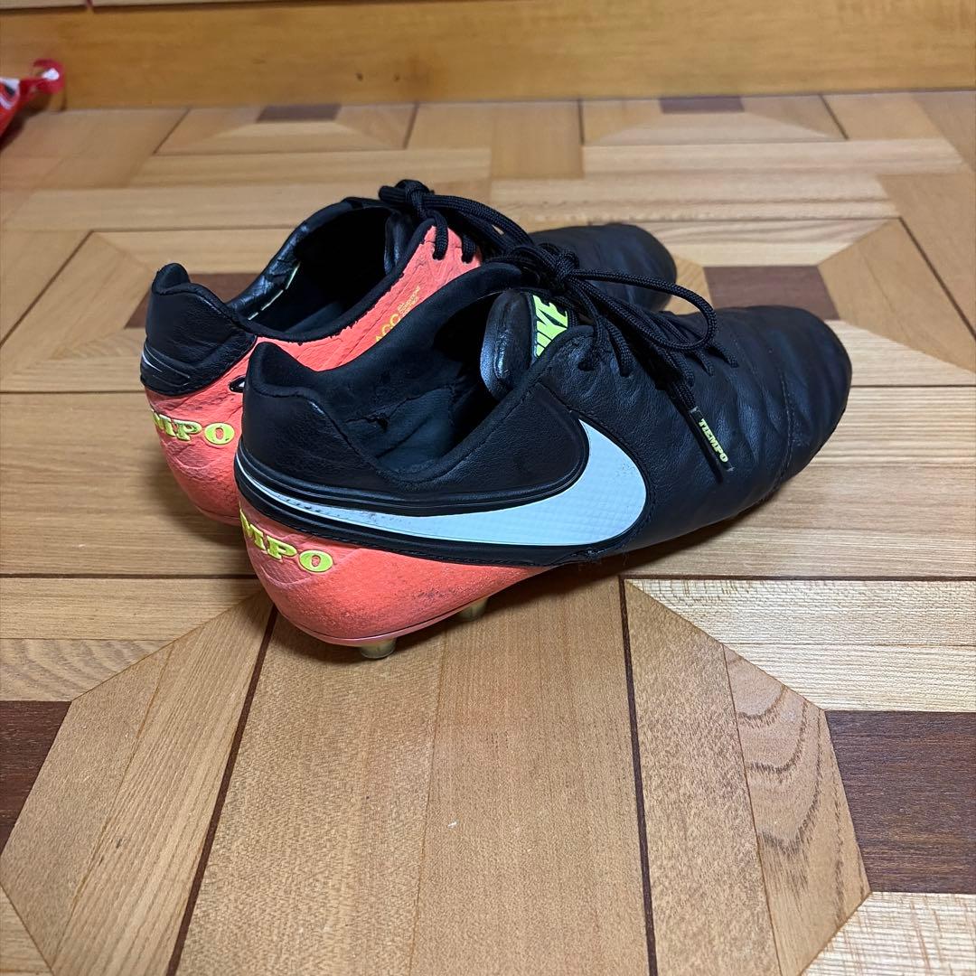 Nike ティエンポレジェンド6