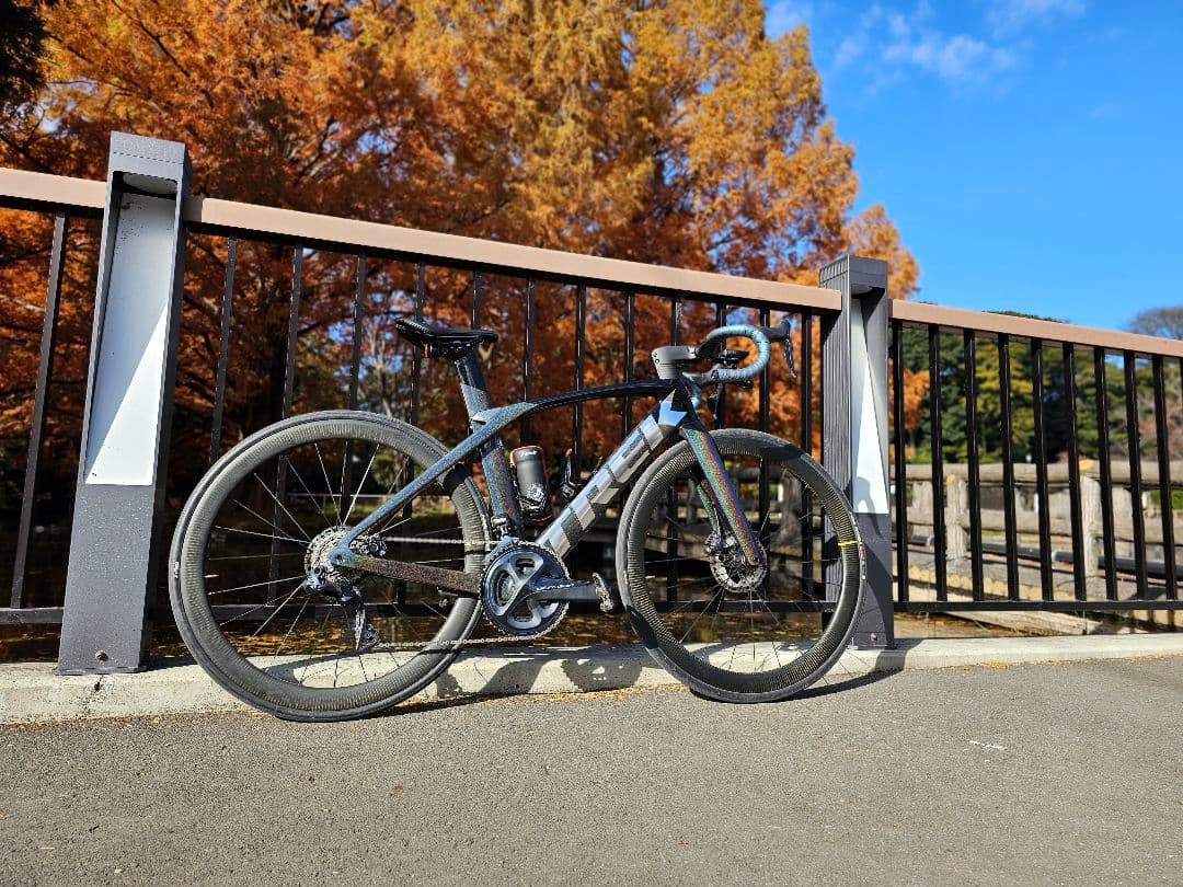 TREK MADONE SLR GEN6 完成車 ※難アリ