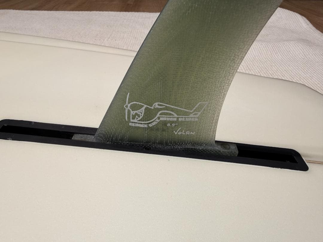 MANDALA ARCTAIL EDGE 5'7\" シングルフィン付属