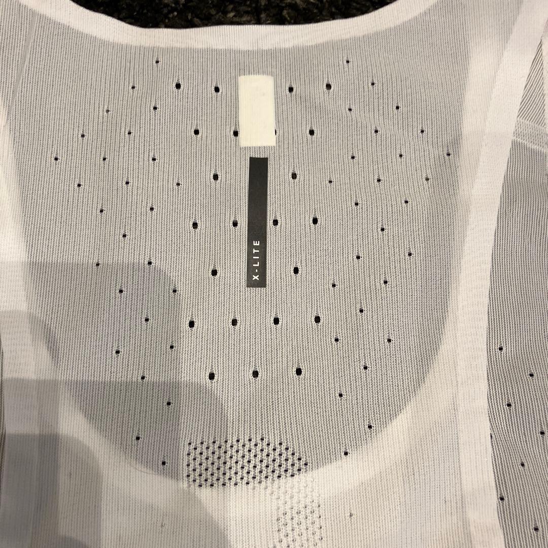 2xuライトスピードリアクトシングレット