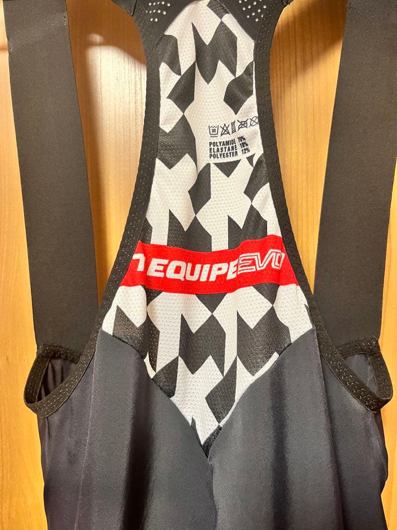 Assos（アソス） T.EQUIPE EVOビブショーツ　Sサイズ