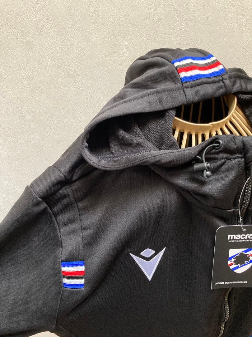 macron U.C. Sampdoria ジャケット 新品タグ付き