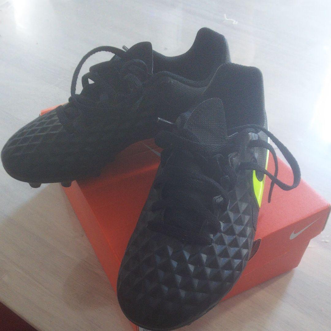 サッカースパイク NIKE ティエンポ21.5㎝
