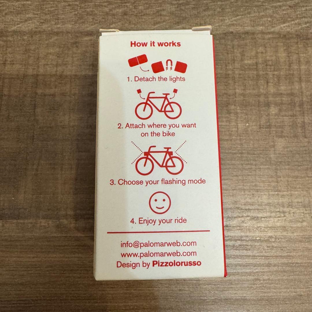 アクセサリー supreme lucetta magnetic bike light red