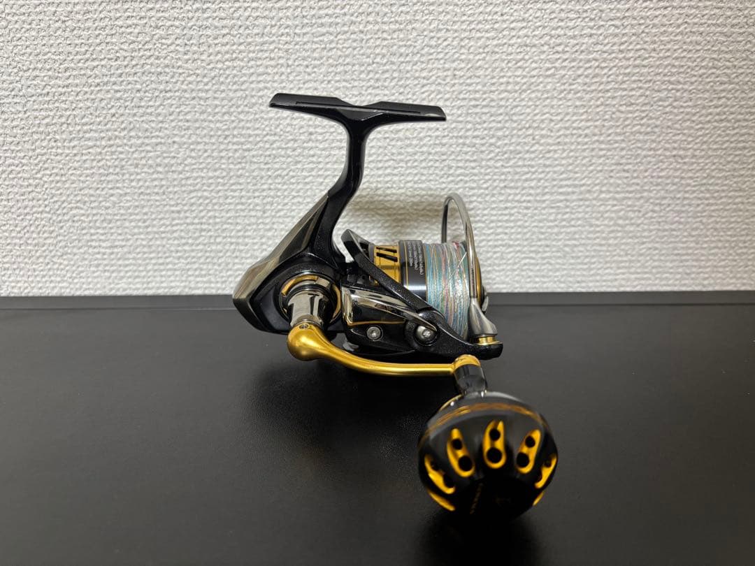ダイワ Legalis LT 3000-CXH スピニングリール レガリス