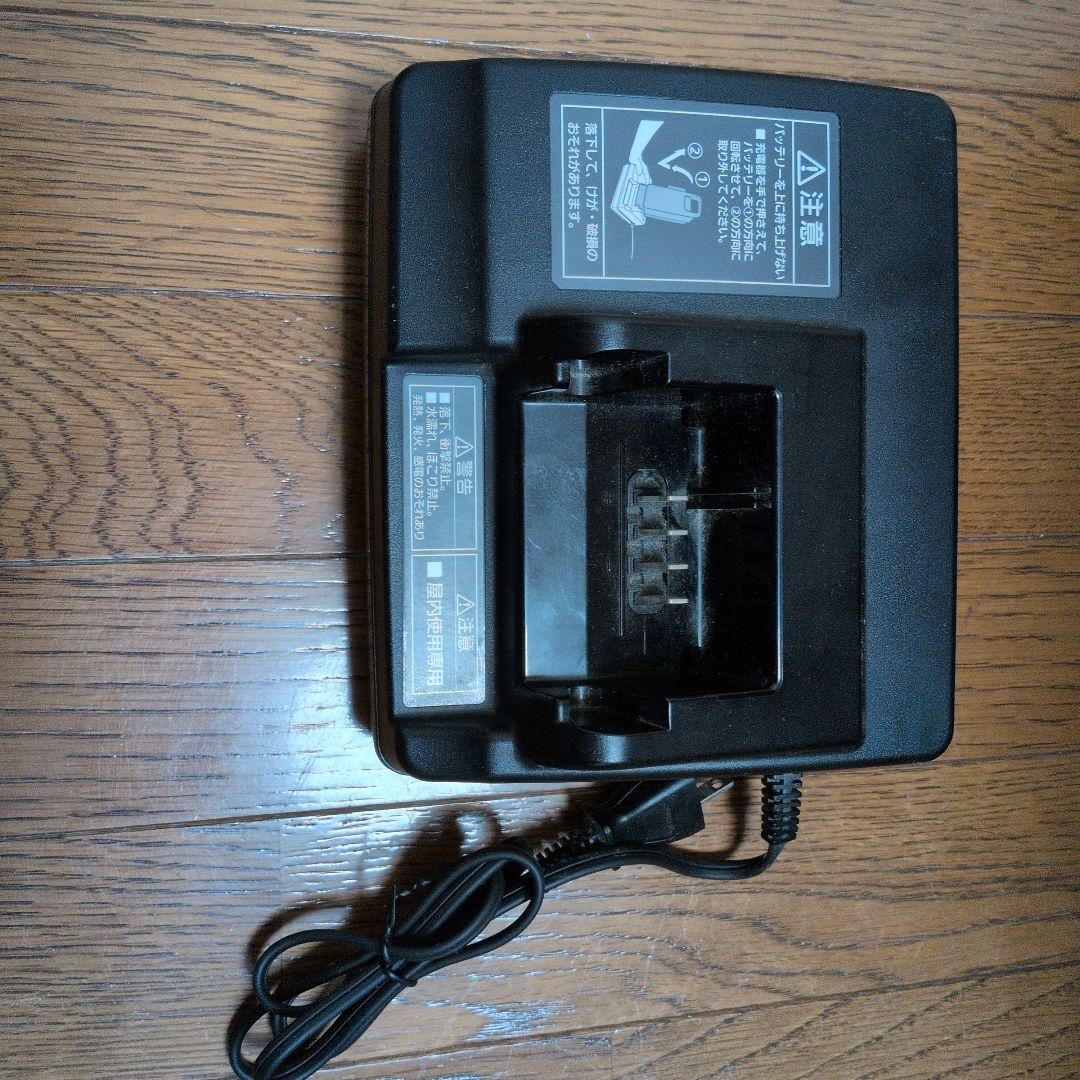 Panasonic 電動自転車用充電器　NKJ073Z
