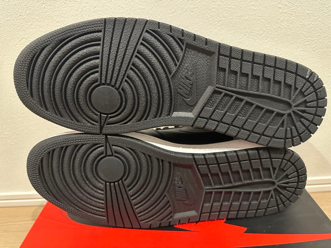 AIR JORDAN1 シャドウ　2018