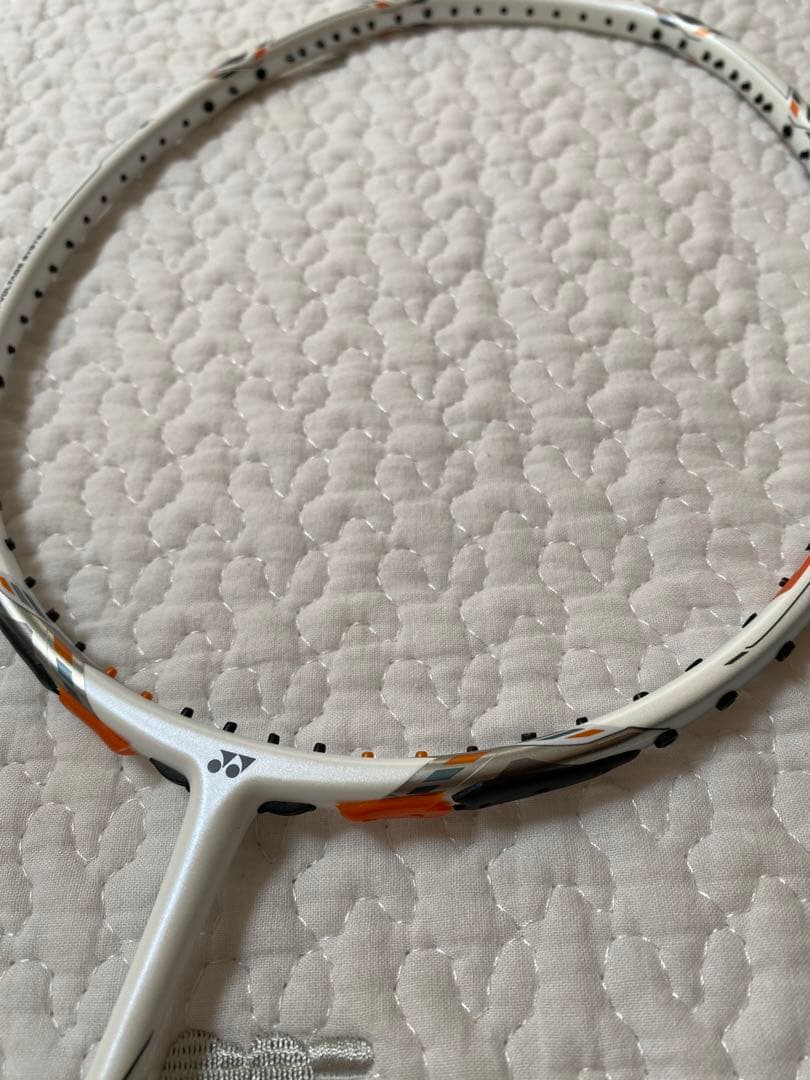 ヨネックス ボルトリック70 Etune 4UG5 ラケット　YONEX