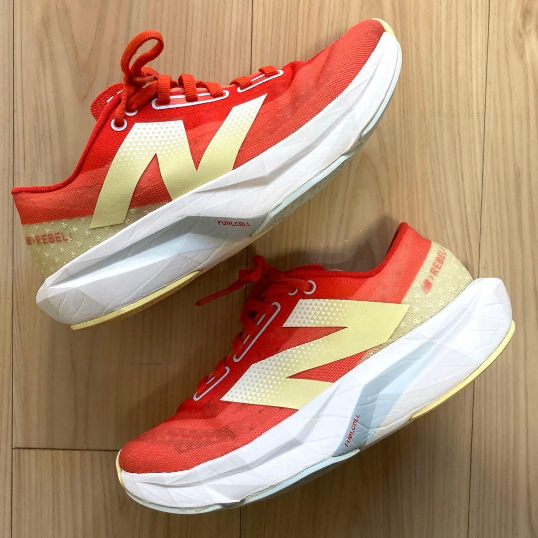✨軽量／厚底✨NEWBALANCE FuelCell Rebel v4