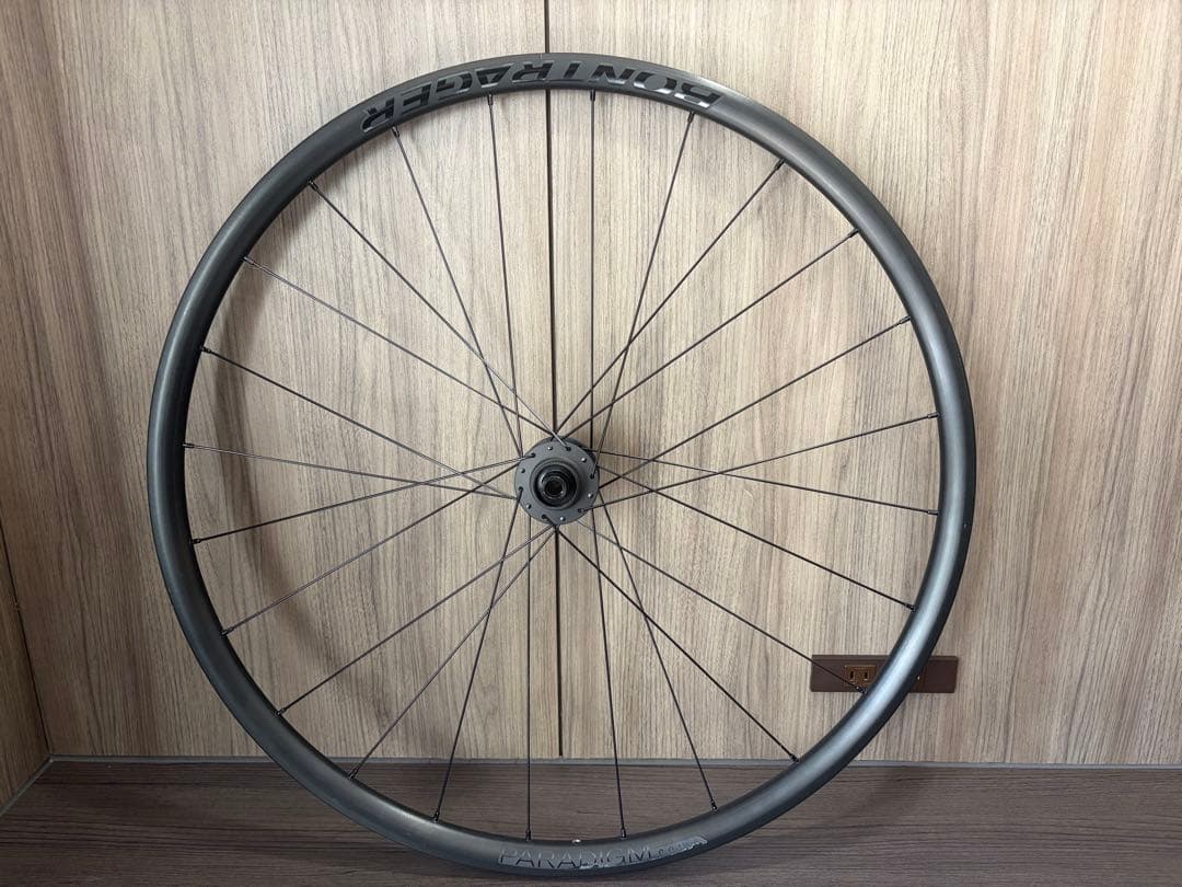 【美品】Bontrager Paradigm Disc前後ホイール　シマノアルミ