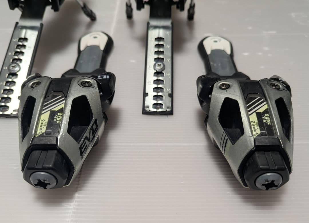 チロリアRACE EVO 16FREEFLEX＋ RC600GRプレート